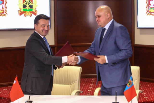 Губернатор подписал соглашение о сотрудничестве с Кемеровской областью