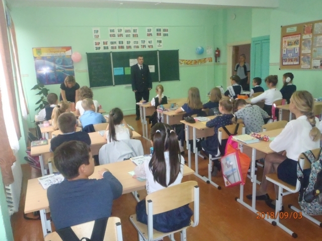 «Уроки чистоты» провели сотрудники Госадмтехнадзора в школах Рузского округа