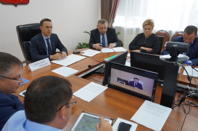 Максим Тарханов принял участие в заседании под председательством губернатора
