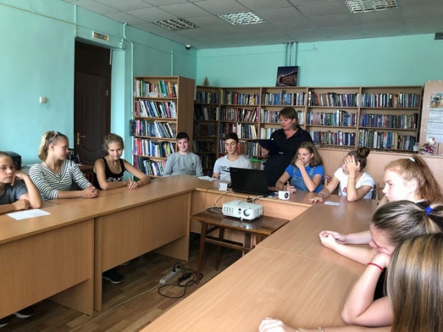 В Рузской городской библиотеке прошел цикл мероприятий, приуроченных к Дню Бородинского сражения