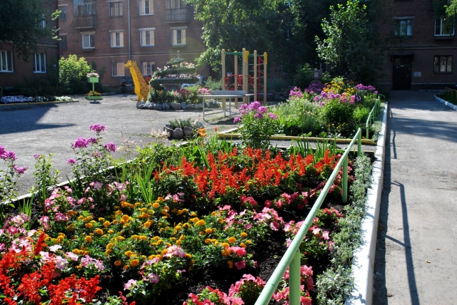 С начала года в Московской области благоустроено более 1300 дворов