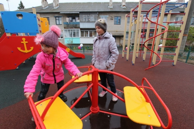 Детскую игровую площадку установили в деревне Ивойлово Рузского городского округа