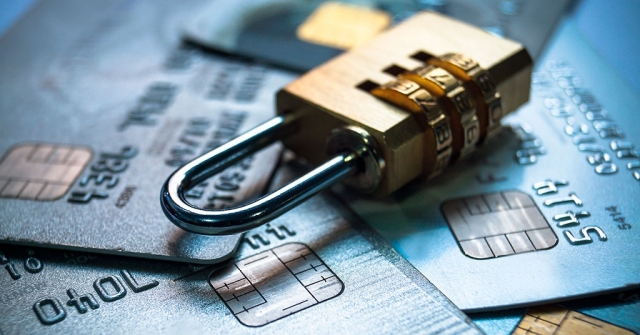 Как мошенники крадут деньги с банковских карт без PIN-кода