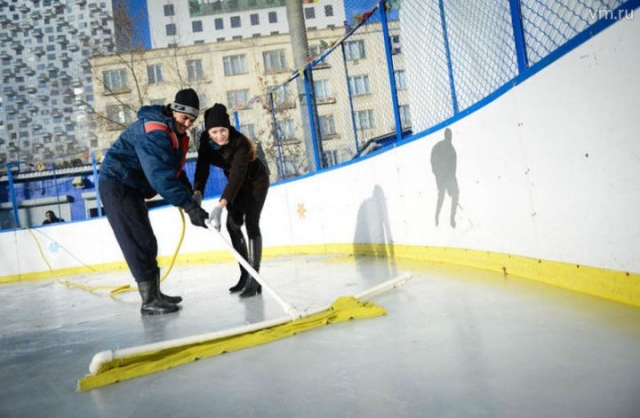 Более 20 хоккейных коробок зальют в Рузском округе