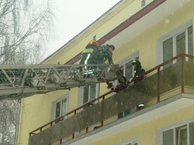 Спасатели Московской области совершенствуют навыки тушения пожаров на социально значимых объектах