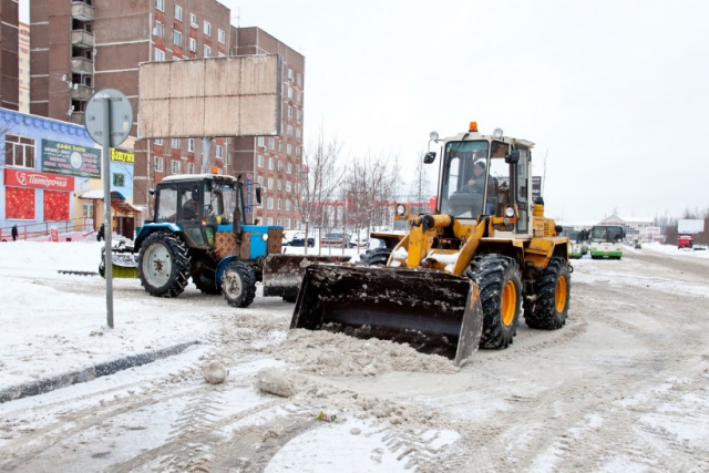 Дорожные службы Московской области работают в усиленном режиме из-за снегопада