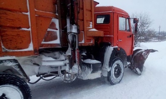 Работа по очистке и вывозу снега продолжается в Рузском городском округе