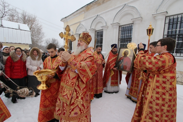 В Воскресенском соборе провели торжественное богослужение в честь новомучеников земли рузской