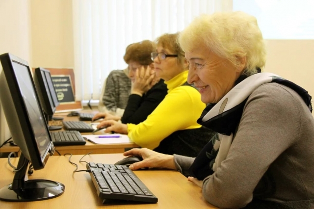 Пожилых ружан в Рузском округе обучали компьютерной грамотности