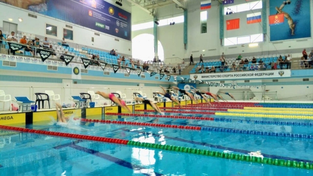 Сорок медалей завоевали рузские пловцы
