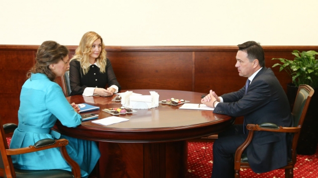 Андрей Воробьев провел рабочую встречу с Анной Кузнецовой и Светланой Чупшевой