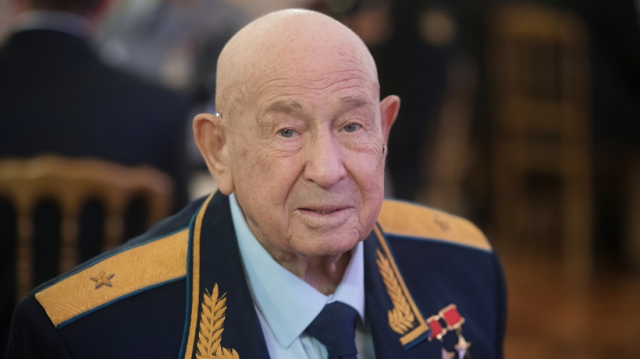 Андрей Воробьев выразил соболезнования в связи со смертью космонавта Леонова