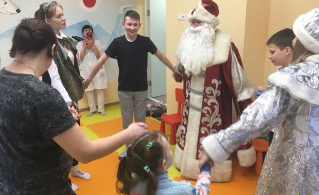 В Рузской больнице побывал Дед Мороз