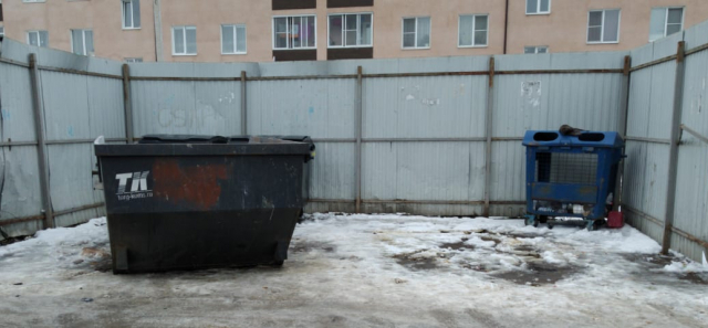 В Рузском округе убирали мусор на контейнерных площадках