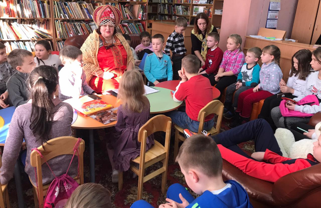 «Клуб любителей сказок» появился в Рузской библиотеке
