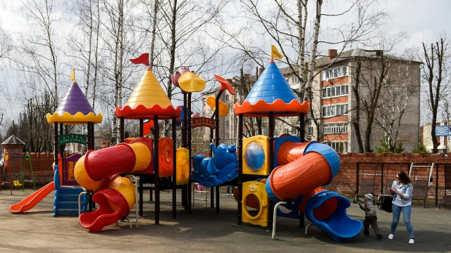 Ружане сами выбрали места установки новых детских площадок  