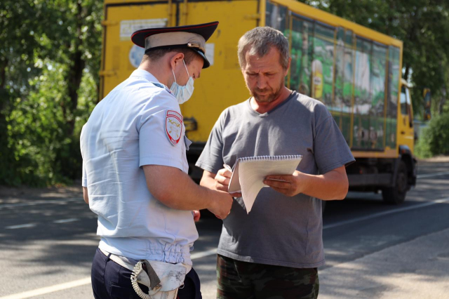 Рузские полицейские штрафуют крупнотоннажных нарушителей