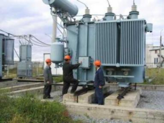 В Рузском округе ремонтируют электрооборудование