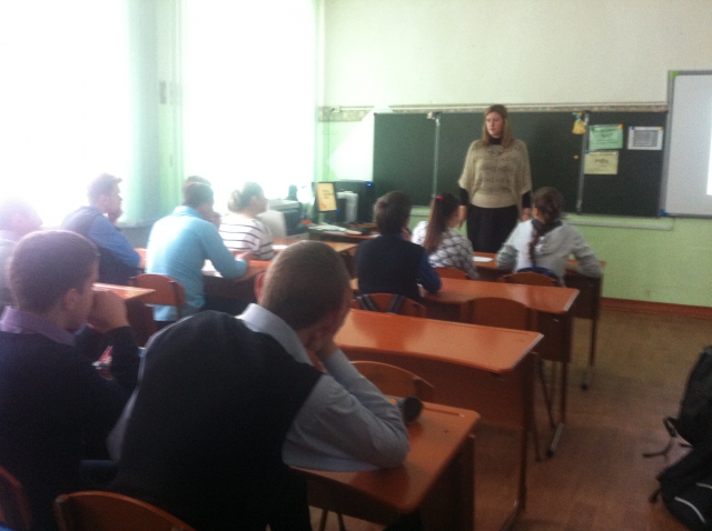 Представитель Уполномоченного по правам человека провела урок обществознания в школе поселка Старониколаево