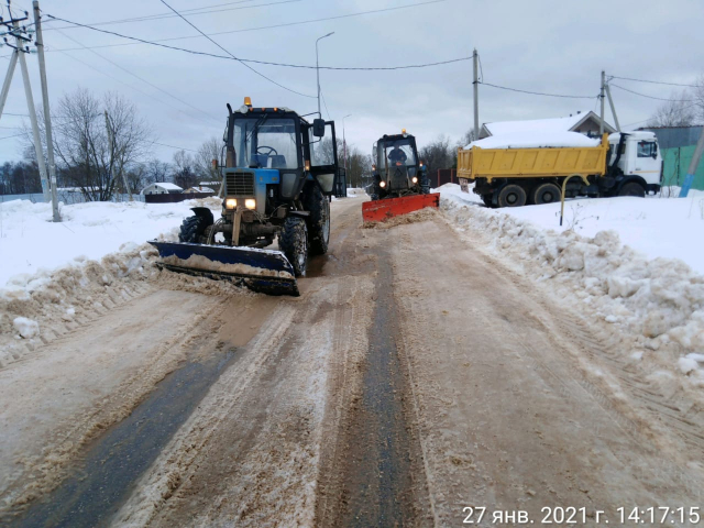 В Рузском округе продолжают убирать снег 