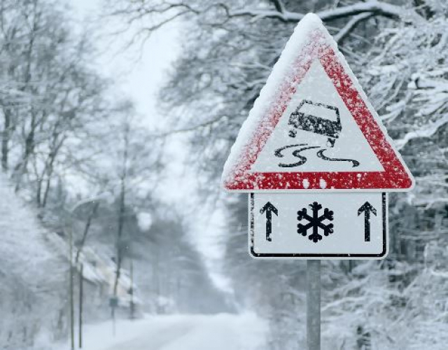 Рузских автолюбителей предупреждают о неблагоприятной обстановке на дорогах