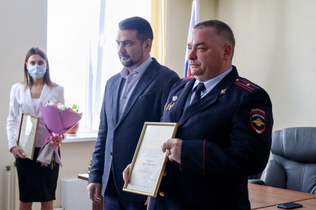 Николай Пархоменко поздравил с праздником рузских полицейских
