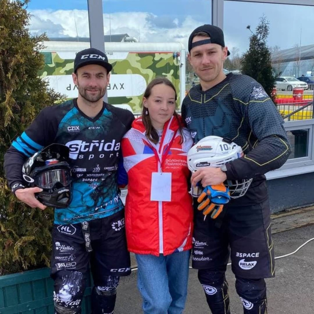 Рузские волонтеры – на чемпионате мира по скоростному спуску на коньках