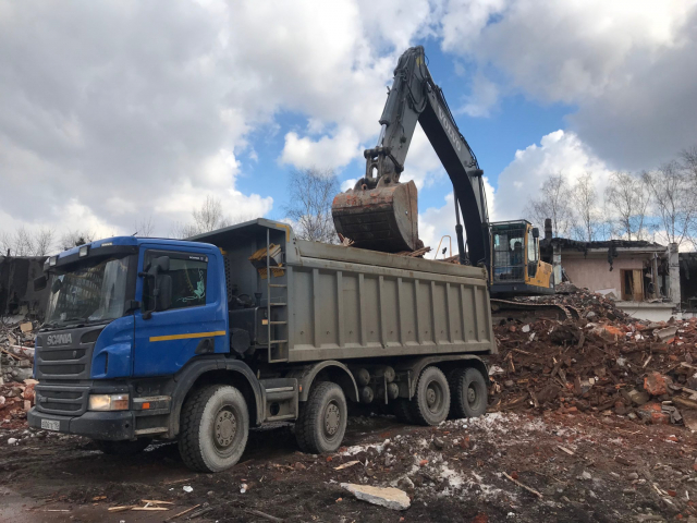 В Подмосковье утвержден список официальных транспортировщиков строительных отходов