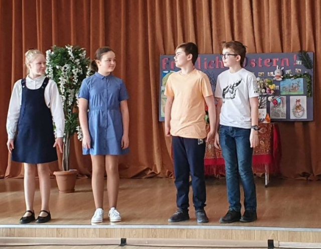 Колюбакинские школьники демонстрируют знание иностранных языков