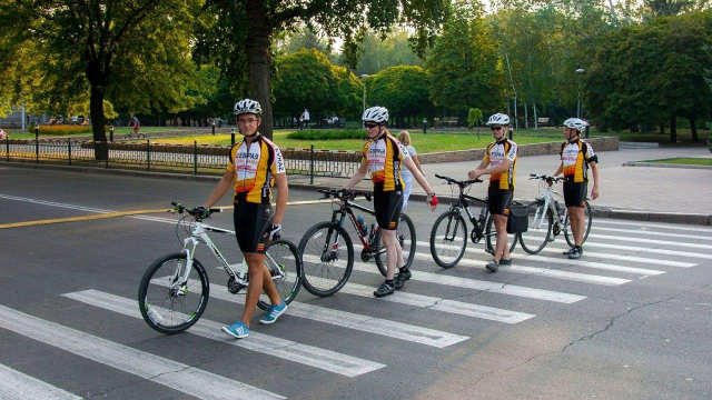 Велосипедистам необходимо соблюдать правила дорожного движения
