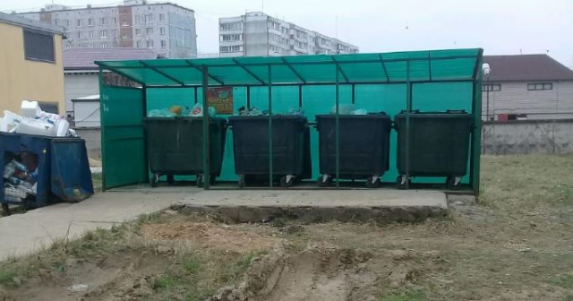 В Рузском округе убирают мусор на контейнерных площадках