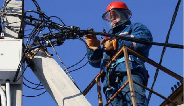 В Рузском округе ремонтируют оборудование на электроподстанции «Сухарево»