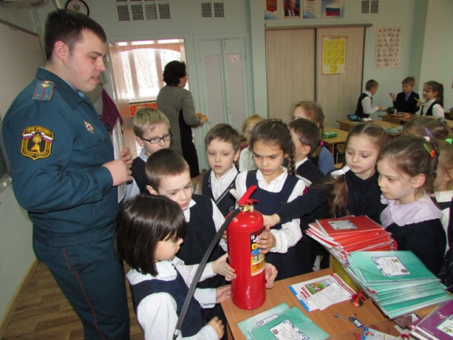 В Московской области усилена работа со школьниками по обучению основам правильного поведения при ЧС