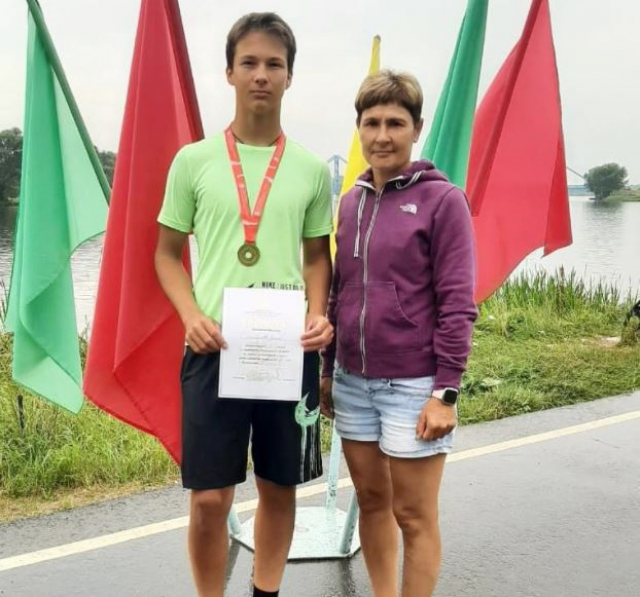Ружанин завоевал награды в соревнованиях по гребле