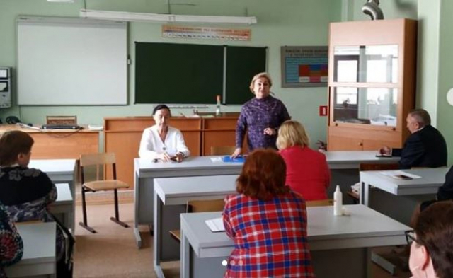 Татьяна Сердюкова обсудила проблемы с никольскими учителями