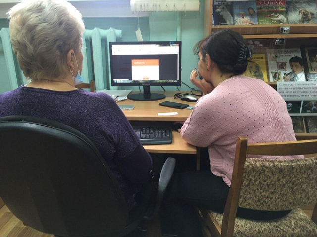 Рузские долголеты учатся компьютерной грамотности