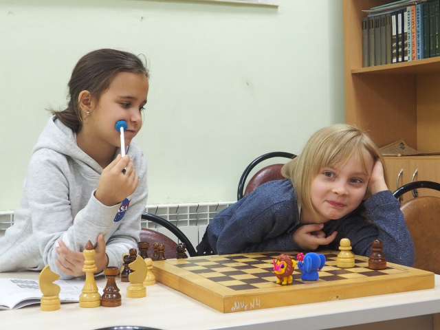 Ружан приглашают заняться шахматами