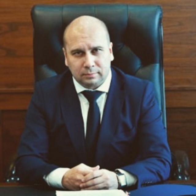 Максим Тарханов поздравил с Днем рождения министра здравоохранения Московской области