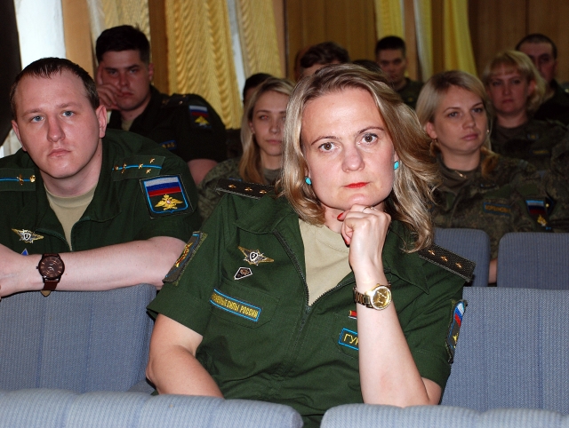 Полицейский г.о. Руза провел профилактическую беседу с военнослужащими части ПВО