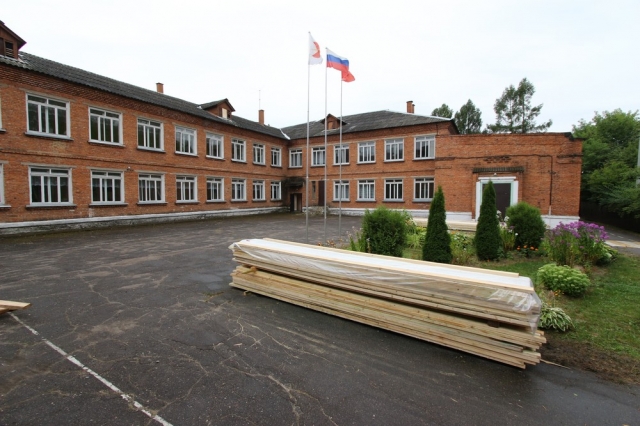 Глава Рузского городского округа поручил ускорить ремонт школы в поселке Кожино