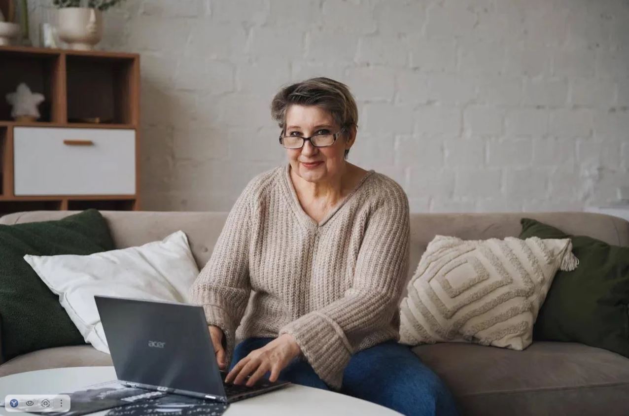 23