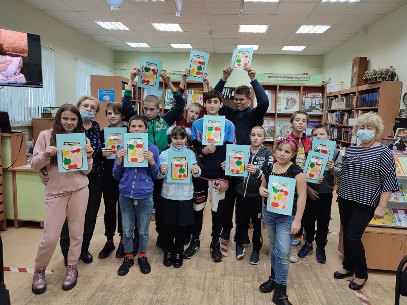 Тучковскую библиотеку посетили воспитанники школы-интерната 
