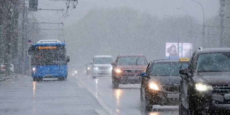  Автолюбителей призывают учитывать погодные условия и быть более внимательными