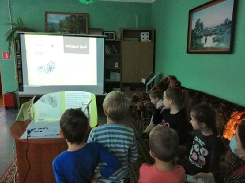 Беляногорцы ознакомились с творчеством Евгения Чарушина