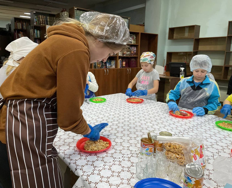 В Рузской библиотеке готовили пирожные