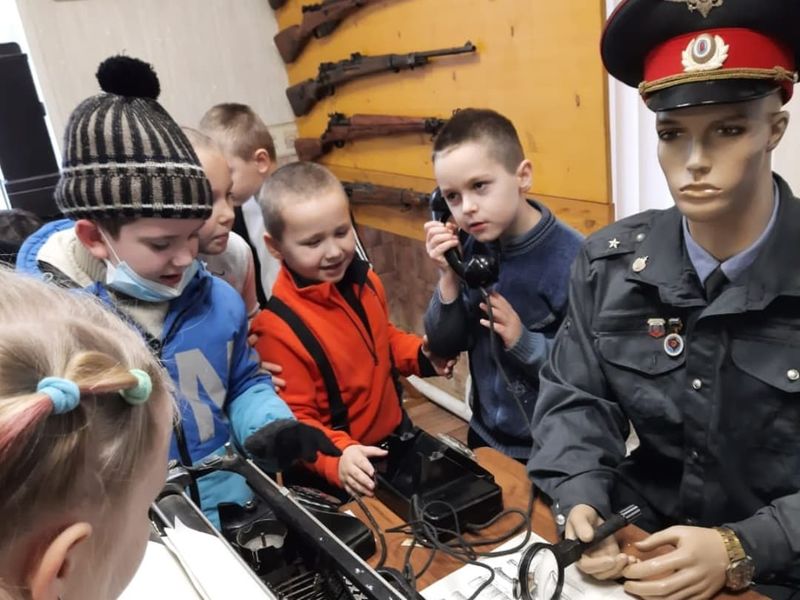 Тучковцы посетили музей истории Рузской милиции