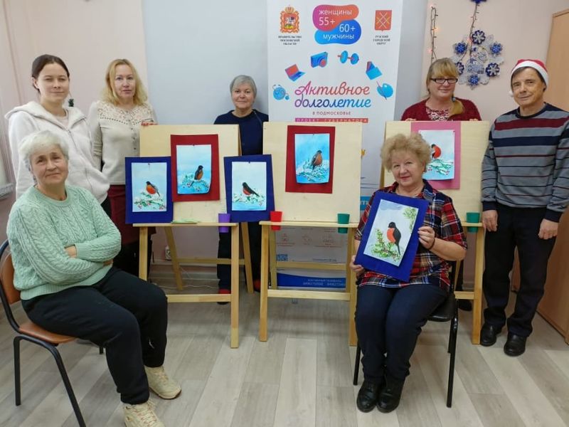 Рузские пенсионеры рисовали пейзаж