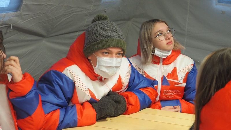 Рузские добровольцы помогли в организации выставок в «Патриоте»