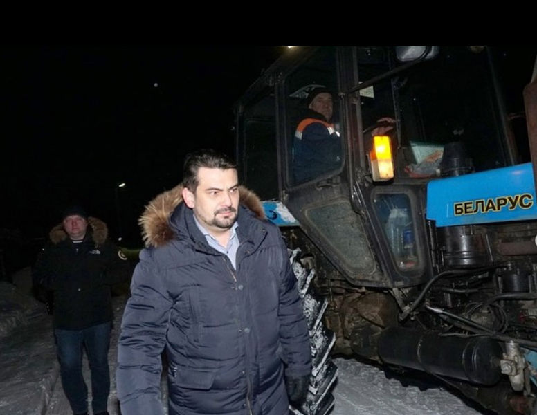 Николай Пархоменко проверил зимнее содержание дорог и тротуаров
