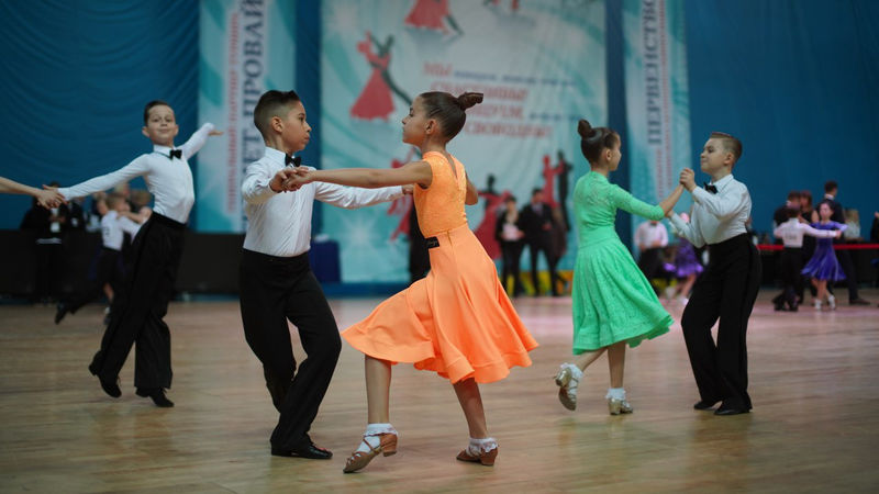 Афиша Подмосковья на апрель: фестиваль «Рузский софит» и чемпионат по современным танцам